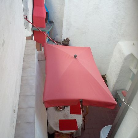 Al Mare, Al Sole, Si', Ma Nella Casa Del Minatore Буджеру Екстериор снимка