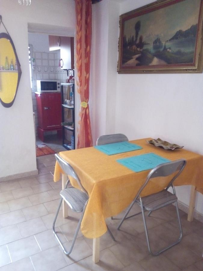 Al Mare, Al Sole, Si', Ma Nella Casa Del Minatore Буджеру Екстериор снимка
