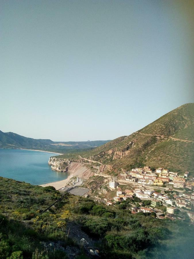 Al Mare, Al Sole, Si', Ma Nella Casa Del Minatore Буджеру Екстериор снимка
